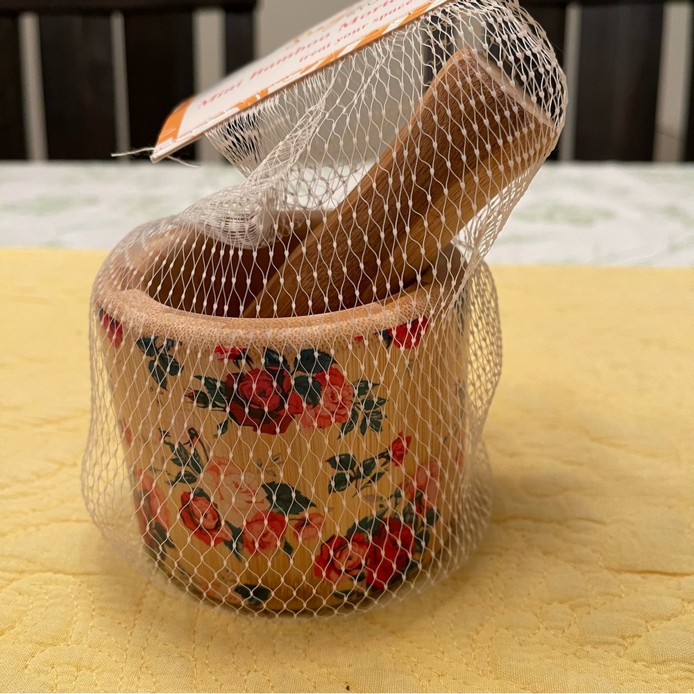 mortar and pestle set NWT